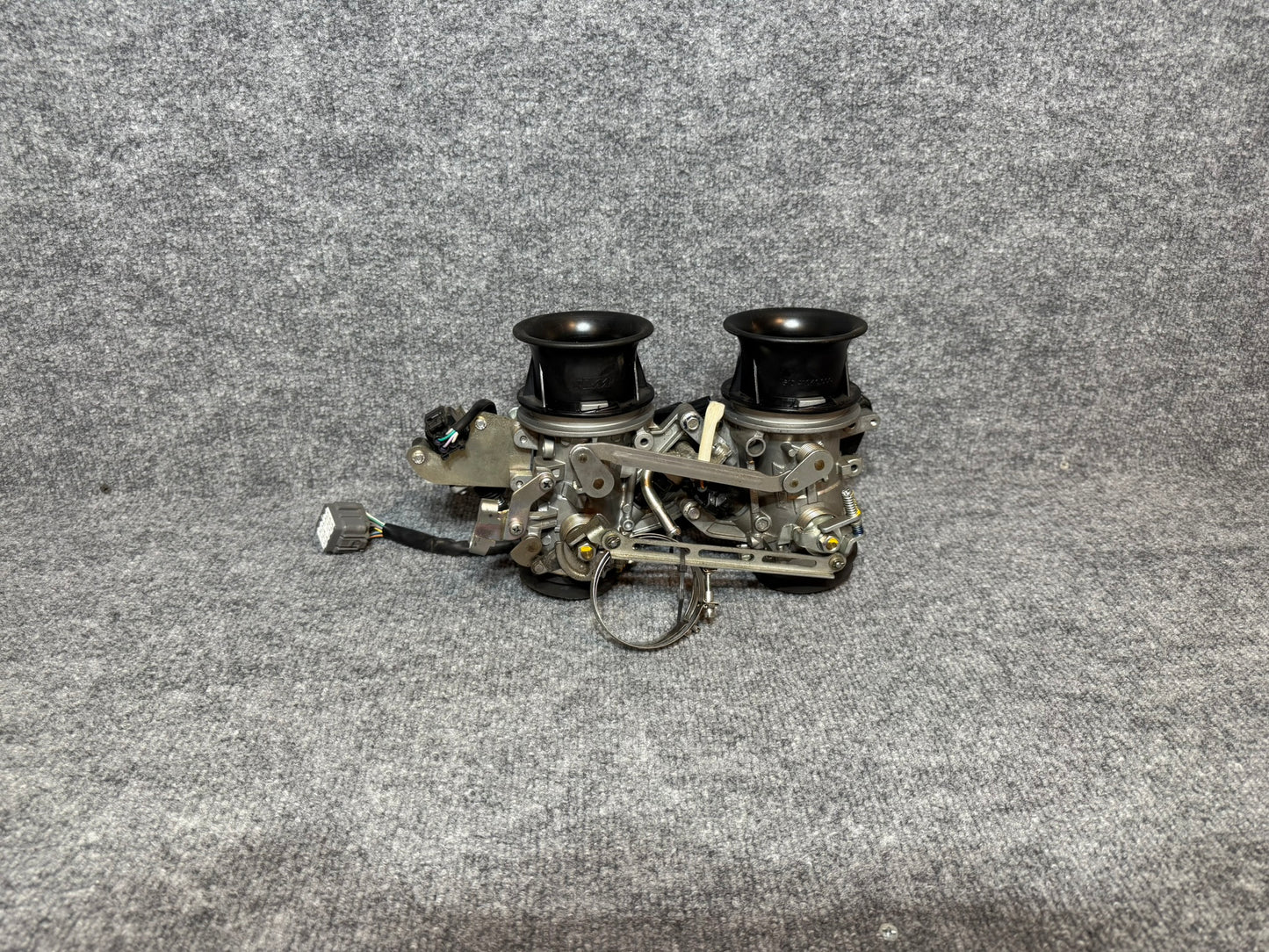 61041001000 KTM 990 (Keihin) Throttle Body Complete Assembly
