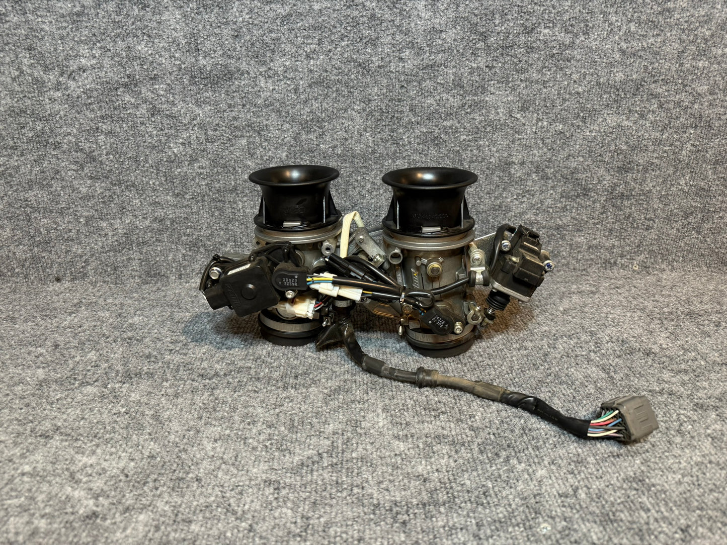 61041001000 KTM 990 (Keihin) Throttle Body Complete Assembly