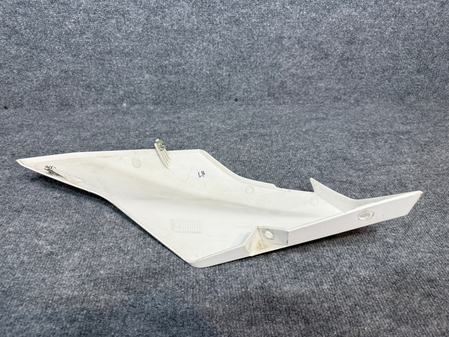 62008003000 KTM 990 RH Headlight Mask (White)