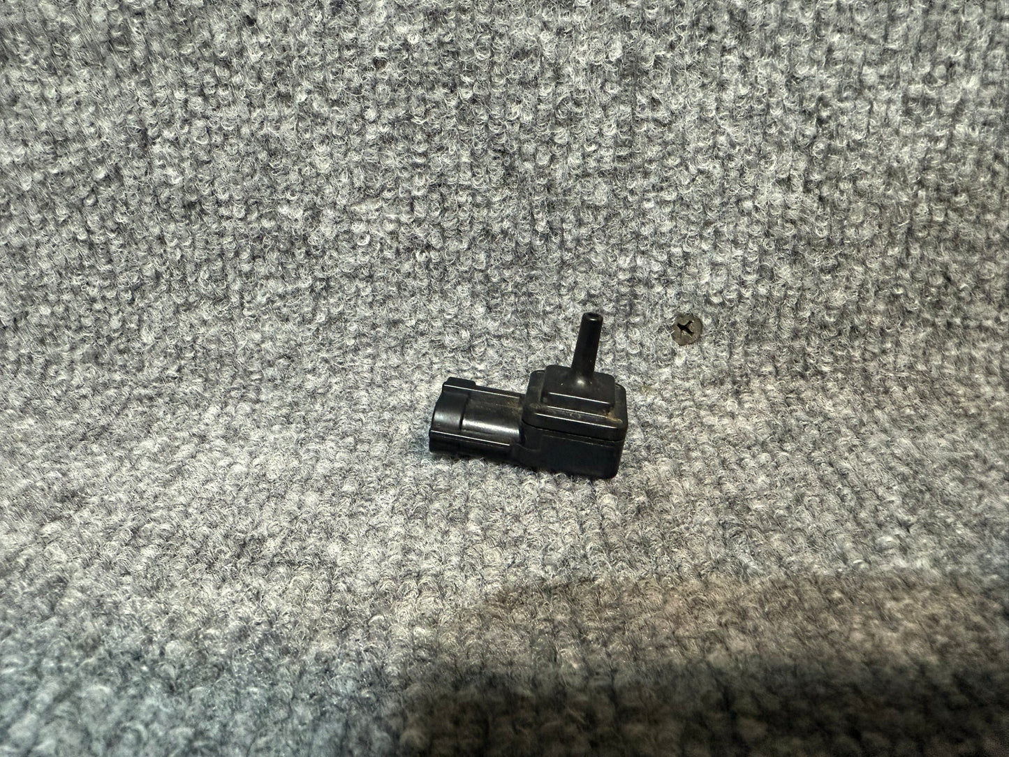61041085100 KTM OEM Pressure Sensor