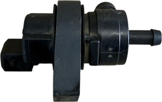 BMW R 1200 GS fuel tank breather valve 13901433603